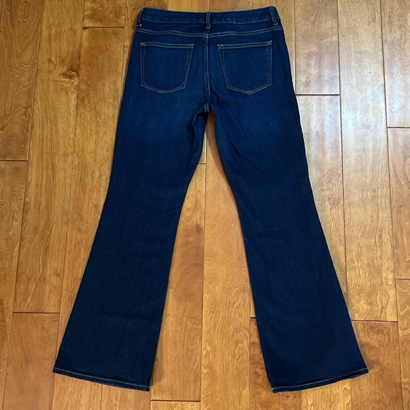 Gap Perfect Boot Jeans Size 30s Dark Wash Mid-Rise Classic Preppy Casual Work - Picture 8 of 12